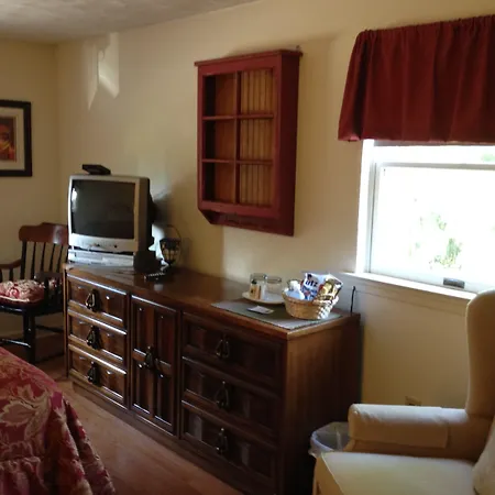 Red Lion Bed & Breakfast-3